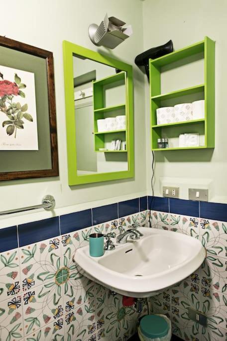 Apartment Keys Of Italy - Vnuova8 - Vigna 1 - Big 1 Bedroom In Center *